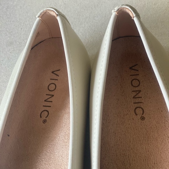 VIONIC Luxury Leather Ballerina Flats, Bone Color Women’s Size 7 NWOT Low heels - Picture 9 of 13